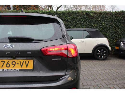 Ford Focus 1.0EB ST-LINE | NL-AUTO! | B&O | CAMERA | ALL SEASON | WINTERPACK | PARK SENS V+A | DEALER OH! | ... ActivLease financial lease