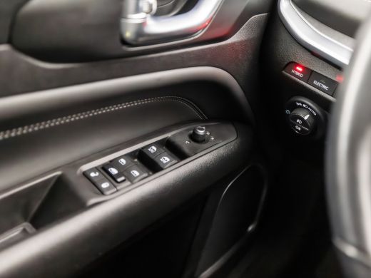Jeep Compass 4xe 240 Plug-in Hybrid Electric S Sport 240Pk Automaat (VIRTUAL COCKPIT, APPLE CARPLAY, GROOT NAV... ActivLease financial lease