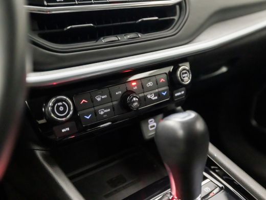 Jeep Compass 4xe 240 Plug-in Hybrid Electric S Sport 240Pk Automaat (VIRTUAL COCKPIT, APPLE CARPLAY, GROOT NAV... ActivLease financial lease