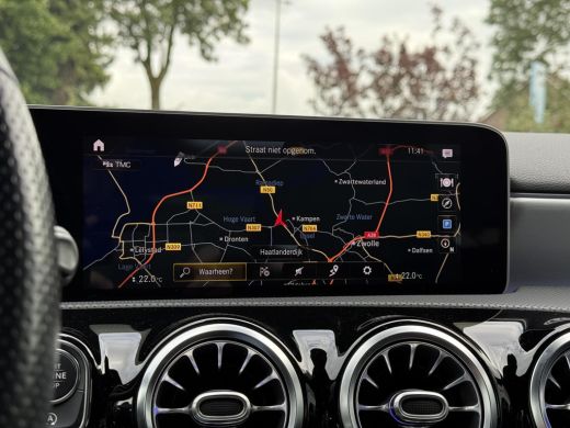 Mercedes-Benz A-Klasse 180 Aut. Sol. AMG Sport | Panorama | Burmester | Memory | Multi Beam | Sfeer Verlichting | ActivLease financial lease