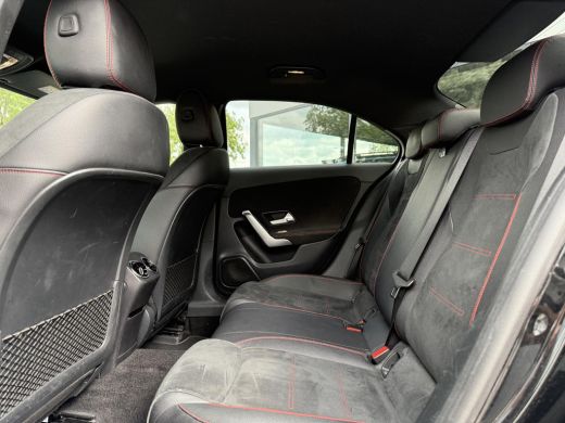 Mercedes-Benz A-Klasse 180d Aut AMG Sport Launch Premium Plus | Navi | Camera | Carplay | ActivLease financial lease