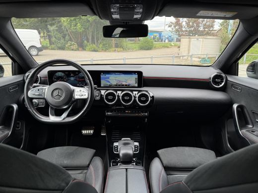 Mercedes-Benz A-Klasse 180d Aut AMG Sport Launch Premium Plus | Navi | Camera | Carplay | ActivLease financial lease