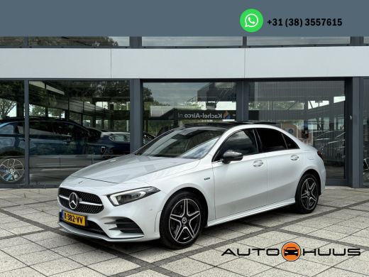 Mercedes-Benz A-Klasse 250e Aut. Sol. AMG Ultimate | Panorama | Burmester | Memory | Multi Beam | Sfeer Verlichting |
