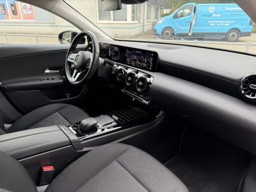 Mercedes-Benz A-Klasse A180 Aut. Business Sol. | Xenon-LED  | Navi | Camera | ECC | ActivLease financial lease