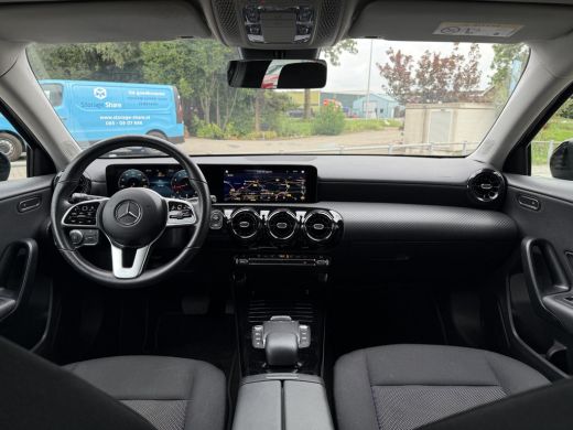 Mercedes-Benz A-Klasse A180 Aut. Business Sol. | Xenon-LED  | Navi | Camera | ECC | ActivLease financial lease