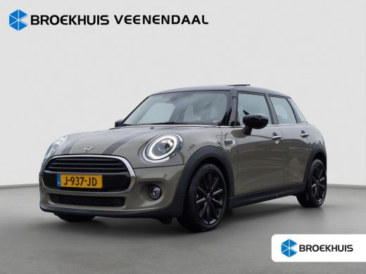 Mini Cooper 1.5 Cooper Chili | Panoramadak | Parkeersensoren | 17 inch | LED |