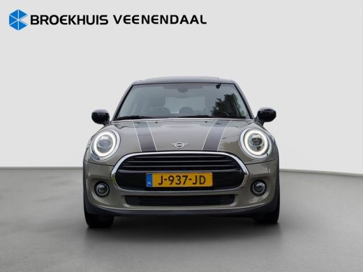 Mini Cooper 1.5 Cooper Chili | Panoramadak | Parkeersensoren | 17 inch | LED | ActivLease financial lease