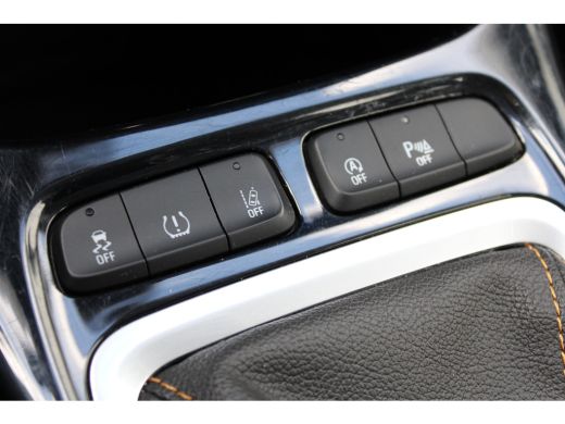 Opel Crossland X 1.2 Turbo 110 pk Innovation Navigatie Park Pilot ECC / Navigatie / Carplay / Parkeersensoren / Cl... ActivLease financial lease