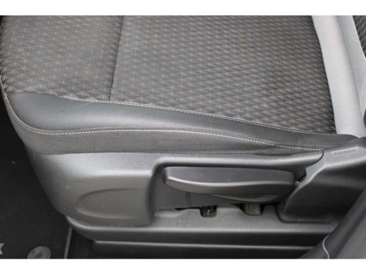 Opel Crossland X 1.2 Turbo 110 pk Innovation Navigatie Park Pilot ECC / Navigatie / Carplay / Parkeersensoren / Cl... ActivLease financial lease