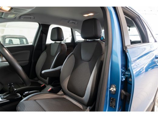 Opel Crossland X 1.2 Turbo Innovation | Navigatie | Parkeersensoren | Stoel & Stuurverwarming | Climate Controle | ActivLease financial lease