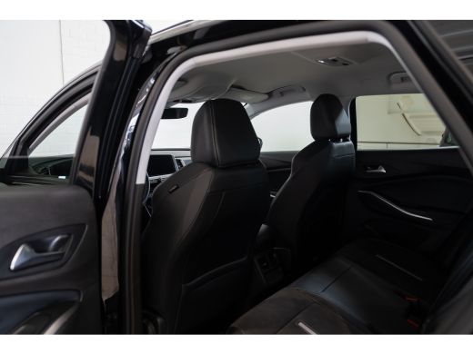 Opel Grandland 1.6 Turbo Plug-In Hybrid 300PK 4x4 GSe | Alcantara GSE Stoelen | Camera | LED | Stoel & Stuurverw... ActivLease financial lease