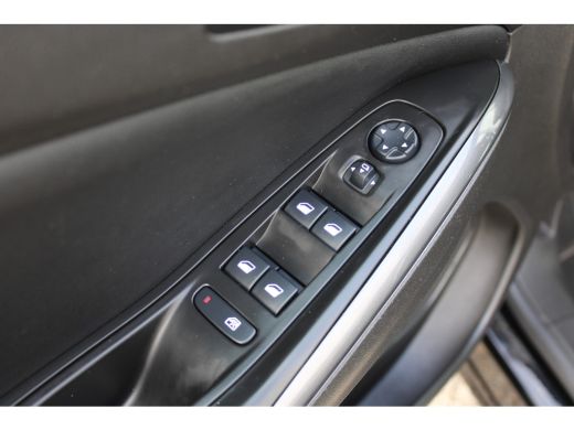 Opel Grandland X 1.2 Turbo 130 pk Elegance / Navigatie / Camera / Parkeersensoren / Carplay / ActivLease financial lease