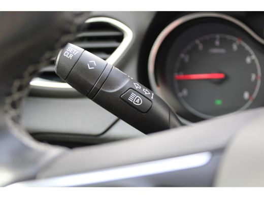 Opel Grandland X 1.2 Turbo 130 pk Elegance / Navigatie / Camera / Parkeersensoren / Carplay / ActivLease financial lease