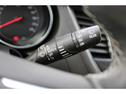 Opel Grandland X 1.2 Turbo 130 pk Elegance / Navigatie / Camera / Parkeersensoren / Carplay / ActivLease financial lease