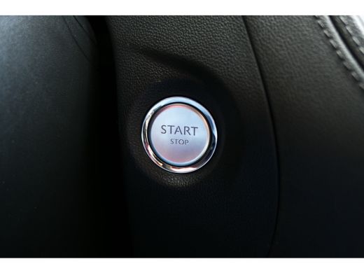 Opel Grandland X 1.2 TURBO 130PK ULTIMATIE / NAVI / LEDER / LED / CLIMA / PDC / 19"LMV / CAMERA V+A / KEYLESS / WI... ActivLease financial lease