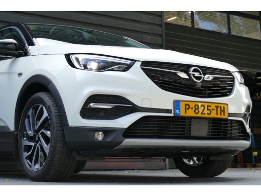 Opel Grandland X 1.2 TURBO 130PK ULTIMATIE / NAVI / LEDER / LED / CLIMA / PDC / 19"LMV / CAMERA V+A / KEYLESS / WI... ActivLease financial lease