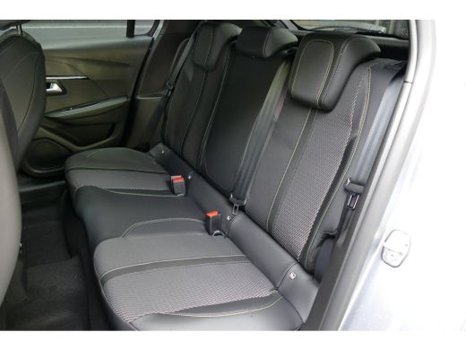 Peugeot 208 1.2 HYBRID 145PK GT AUTOMAAT NAVI / CLIMA / LED / PDC / 17"LMV / 360 CAMERA / ADAPT. CRUISECONTRO... ActivLease financial lease