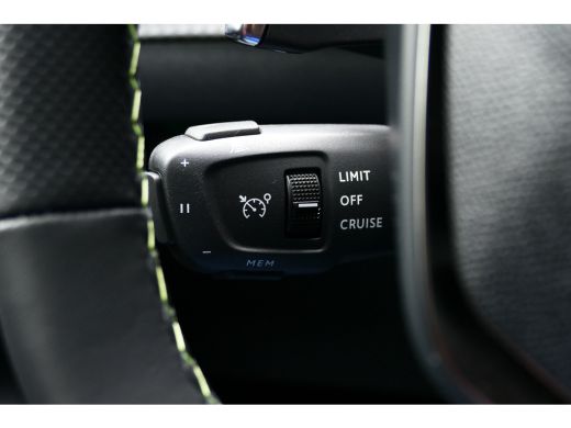 Peugeot 208 1.2 HYBRID 145PK GT AUTOMAAT NAVI / CLIMA / LED / PDC / 17"LMV / 360 CAMERA / ADAPT. CRUISECONTRO... ActivLease financial lease
