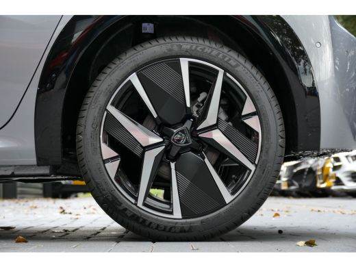 Peugeot 208 1.2 HYBRID 145PK GT AUTOMAAT NAVI / CLIMA / LED / PDC / 17"LMV / 360 CAMERA / ADAPT. CRUISECONTRO... ActivLease financial lease
