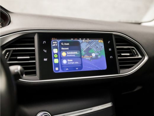 Peugeot 308 1.2 PureTech Sport (PANORAMADAK, APPLE CARPLAY, GROOT NAVI, GETINT GLAS, SPORTSTOELEN, LANE ASSIS... ActivLease financial lease
