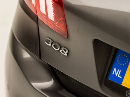 Peugeot 308 1.2 PureTech Sport (PANORAMADAK, APPLE CARPLAY, GROOT NAVI, GETINT GLAS, SPORTSTOELEN, LANE ASSIS... ActivLease financial lease