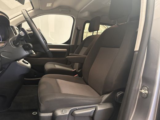 Peugeot Expert 2.0 BlueHDI 180 S&S DC | Achterdeuren met ruiten | Alarm klasse 1(startblokkering) | Armsteun voor ActivLease financial lease