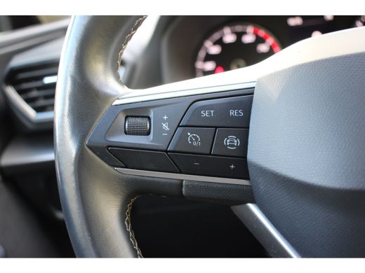 Seat Leon 1.0 TSI Reference | NL-AUTO! | 1 EIGENAAR! | CRUISE | LANE ASSIST | DEALER OH! | LED | CLIMA | AP... ActivLease financial lease