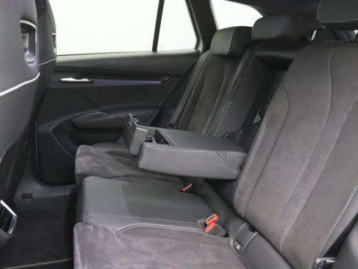 Skoda Enyaq iV 60 Sportline 180PK Aut. Navi, Stoel-Stuurverwarming, Adaptieve Cruise Controle, Side Assist, Keyl... ActivLease financial lease