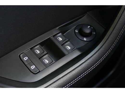 Skoda Superb Combi 1.5 TSI 150PK ACT BUSINESS EDITION PLUS AUTOMAAT / NAVI / LED / PDC / CLIMA / 17"LMV / CAME... ActivLease financial lease