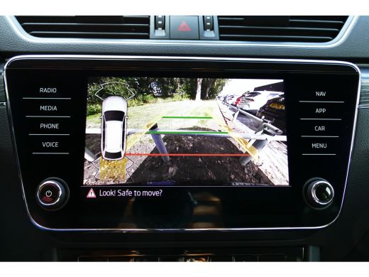 Skoda Superb Combi 1.5 TSI 150PK ACT BUSINESS EDITION PLUS AUTOMAAT / NAVI / LED / PDC / CLIMA / 17"LMV / CAME... ActivLease financial lease