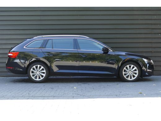 Skoda Superb Combi 1.5 TSI 150PK ACT BUSINESS EDITION PLUS AUTOMAAT / NAVI / LED / PDC / CLIMA / 17"LMV / CAME... ActivLease financial lease