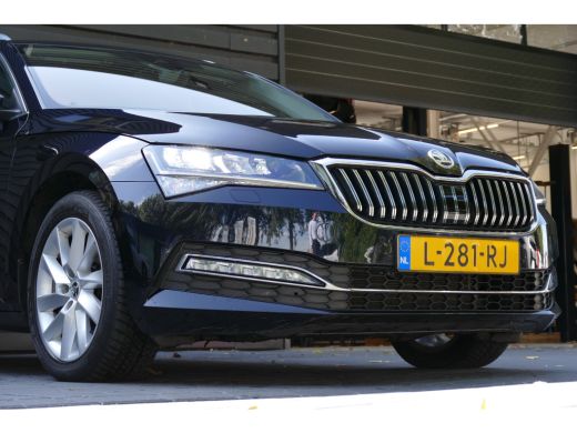 Skoda Superb Combi 1.5 TSI 150PK ACT BUSINESS EDITION PLUS AUTOMAAT / NAVI / LED / PDC / CLIMA / 17"LMV / CAME... ActivLease financial lease