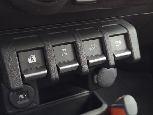 Suzuki Jimny 1.5 Stijl | Apple CarPlay | Trekhaak | Leder | Rijklaarprijs incl. garantie | ActivLease financial lease