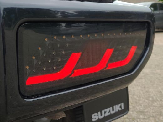 Suzuki Jimny 1.5 Stijl | Apple CarPlay | Trekhaak | Leder | Rijklaarprijs incl. garantie | ActivLease financial lease