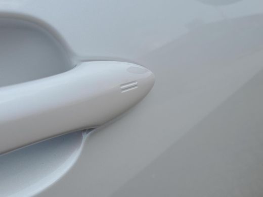 Toyota Yaris 1.5 Hybrid 115 First Edition | Apple CarPlay | Navigatie | Rijklaarprijs incl. garantie | ActivLease financial lease