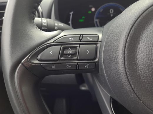 Toyota Yaris 1.5 Hybrid 115 First Edition | Apple CarPlay | Navigatie | Rijklaarprijs incl. garantie | ActivLease financial lease