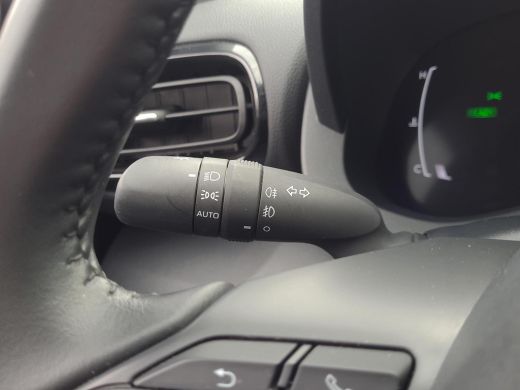 Toyota Yaris 1.5 Hybrid 115 First Edition | Apple CarPlay | Navigatie | Rijklaarprijs incl. garantie | ActivLease financial lease