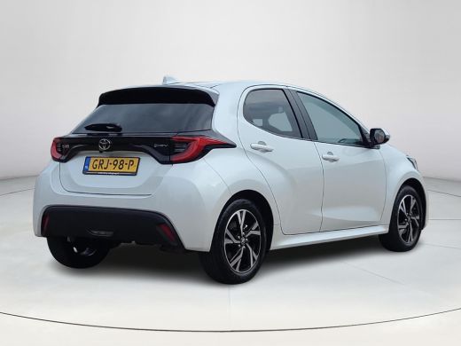 Toyota Yaris 1.5 Hybrid 115 First Edition | Apple CarPlay | Navigatie | Rijklaarprijs incl. garantie | ActivLease financial lease