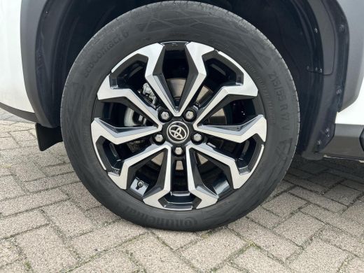 Toyota Yaris Cross 1.5 Hybrid First Edition ActivLease financial lease
