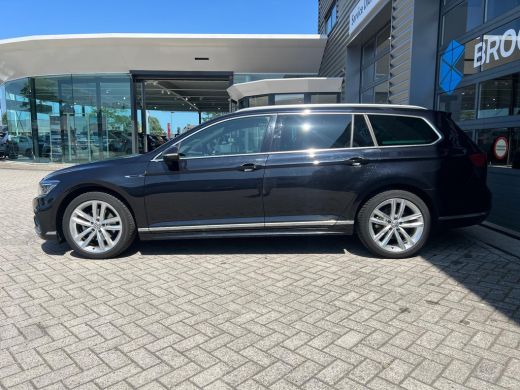 Volkswagen Passat Variant 1.5 TSI 150 pk 6-DSG Elegance Business R | Trekhaak wegklapbaar | Climatronic | Cruisen C... ActivLease financial lease