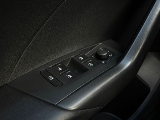 Volkswagen T-Cross 1.0 TSI 95 pk Life | Apple carplay | Parkeersensoren | Cruise control adaptief | ActivLease financial lease