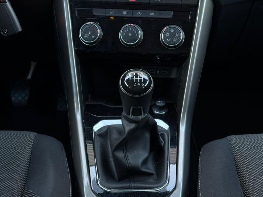 Volkswagen T-Roc 1.0 TSI 110 pk Style | Achteruitrijcamera | Cruise control adaptief | Navigatie | ActivLease financial lease