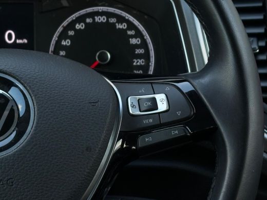 Volkswagen T-Roc 1.0 TSI 110 pk Style | Achteruitrijcamera | Cruise control adaptief | Navigatie | ActivLease financial lease