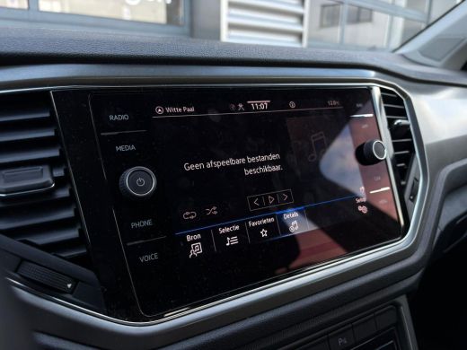 Volkswagen T-Roc 1.0 TSI 110 pk Style | Achteruitrijcamera | Cruise control adaptief | Navigatie | ActivLease financial lease