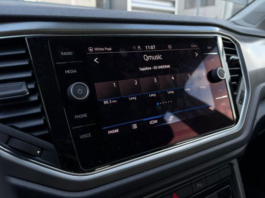 Volkswagen T-Roc 1.0 TSI 110 pk Style | Achteruitrijcamera | Cruise control adaptief | Navigatie | ActivLease financial lease