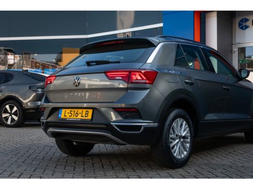 Volkswagen T-Roc 1.5 TSI Style | Apple Carplay/Android Auto|telefoonintegratie premium | Cruise control adaptief |... ActivLease financial lease