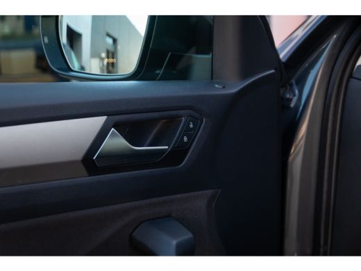 Volkswagen T-Roc 1.5 TSI Style | Apple Carplay/Android Auto|telefoonintegratie premium | Cruise control adaptief |... ActivLease financial lease