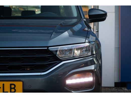 Volkswagen T-Roc 1.5 TSI Style | Apple Carplay/Android Auto|telefoonintegratie premium | Cruise control adaptief |... ActivLease financial lease