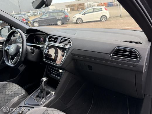 Volkswagen Tiguan 1.5 TSI R-Line BTW EXPORTPRIJS! ActivLease financial lease