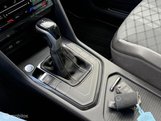 Volkswagen Tiguan 1.5 TSI R-Line BTW EXPORTPRIJS! ActivLease financial lease